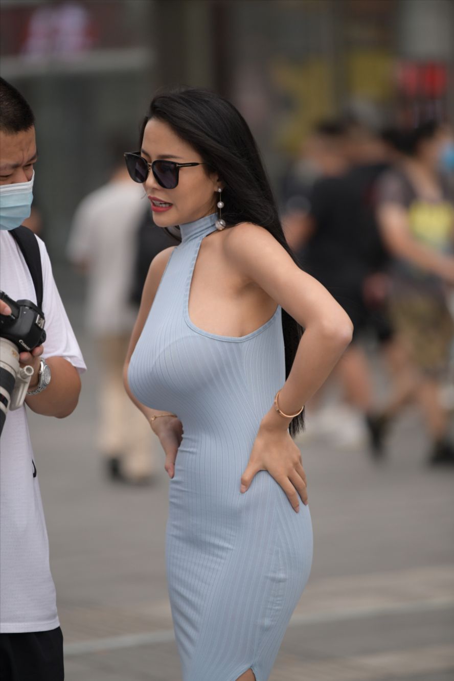 长裙(套图+视频)-街拍图满多