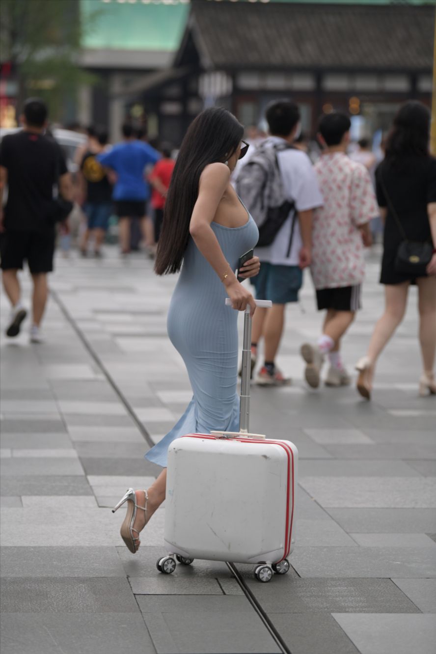 图片[9]-长裙(套图+视频)-街拍图满多