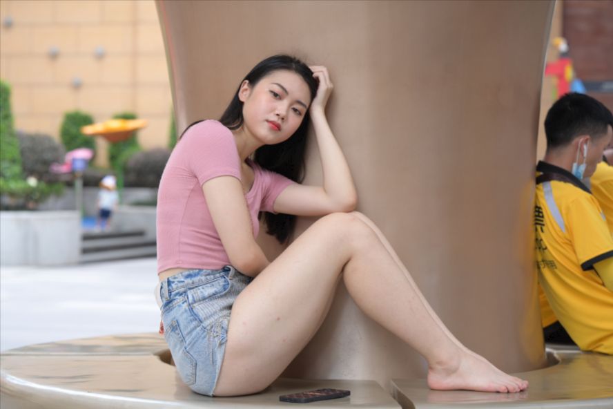 图片[10]-牛仔热裤(套图+视频)-街拍图满多