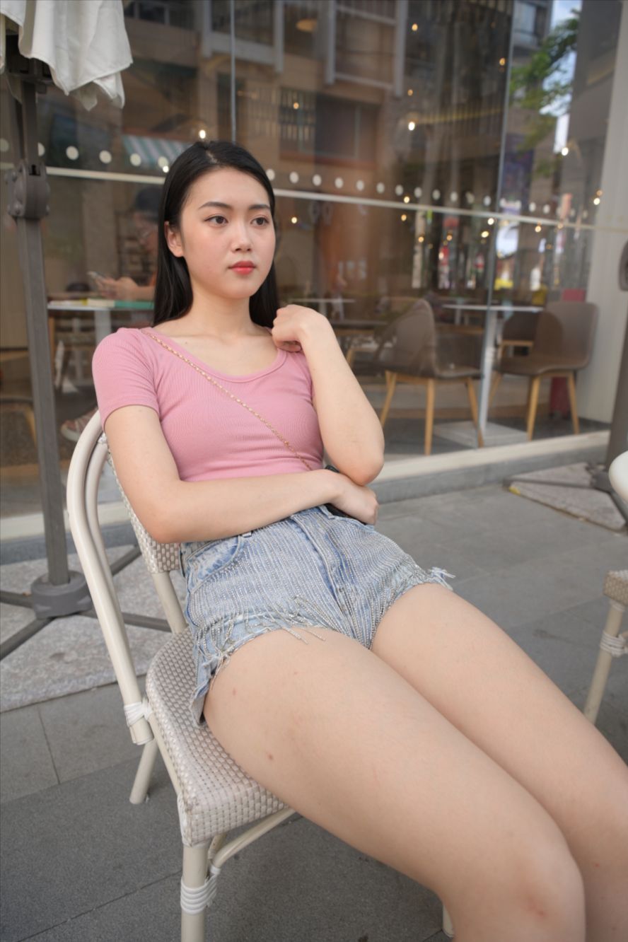 图片[5]-牛仔热裤(套图+视频)-街拍图满多