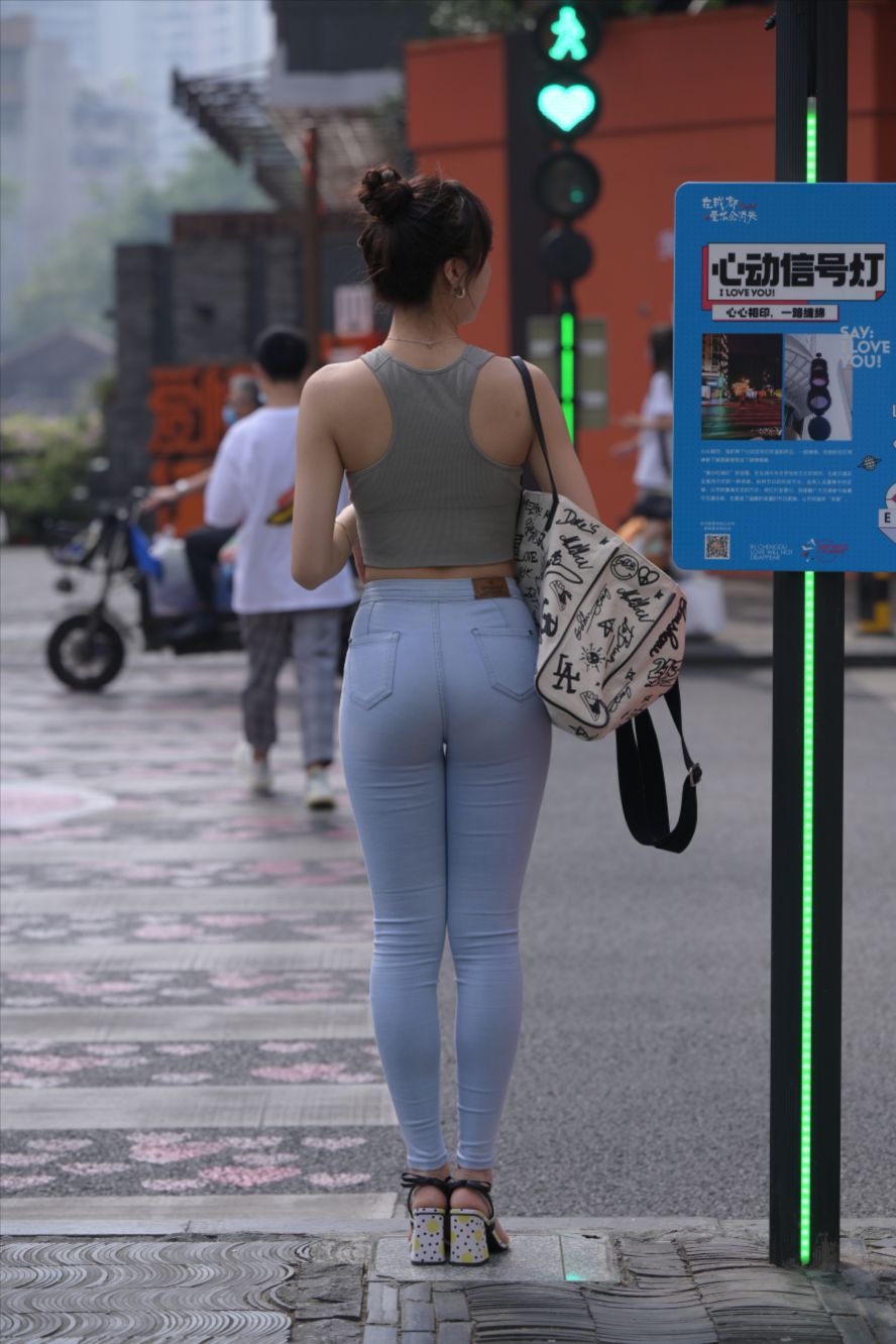 图片[4]-牛仔裤(套图+视频)-街拍图满多