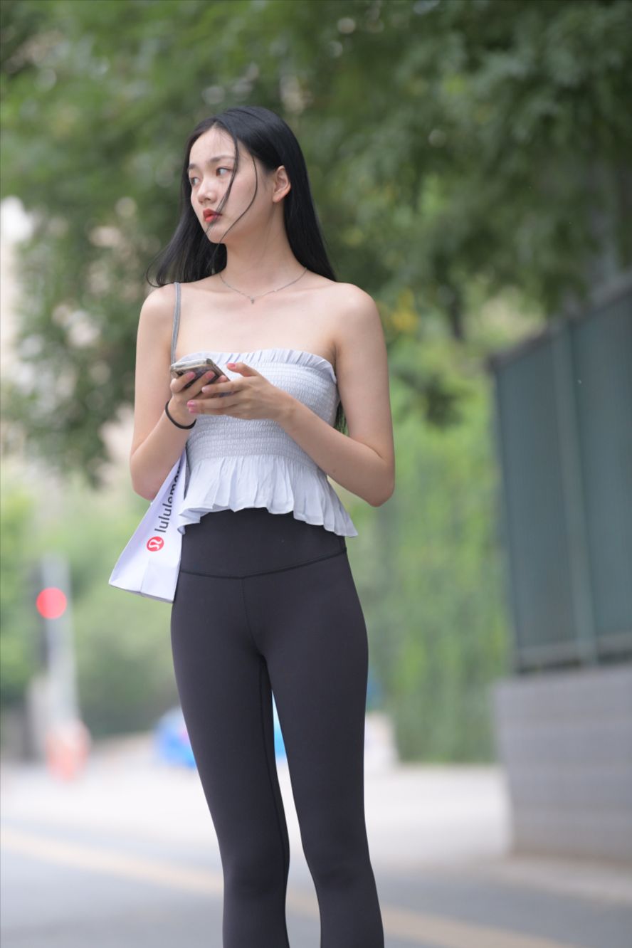 图片[5]-黑色瑜伽裤(套图+视频)-街拍图满多