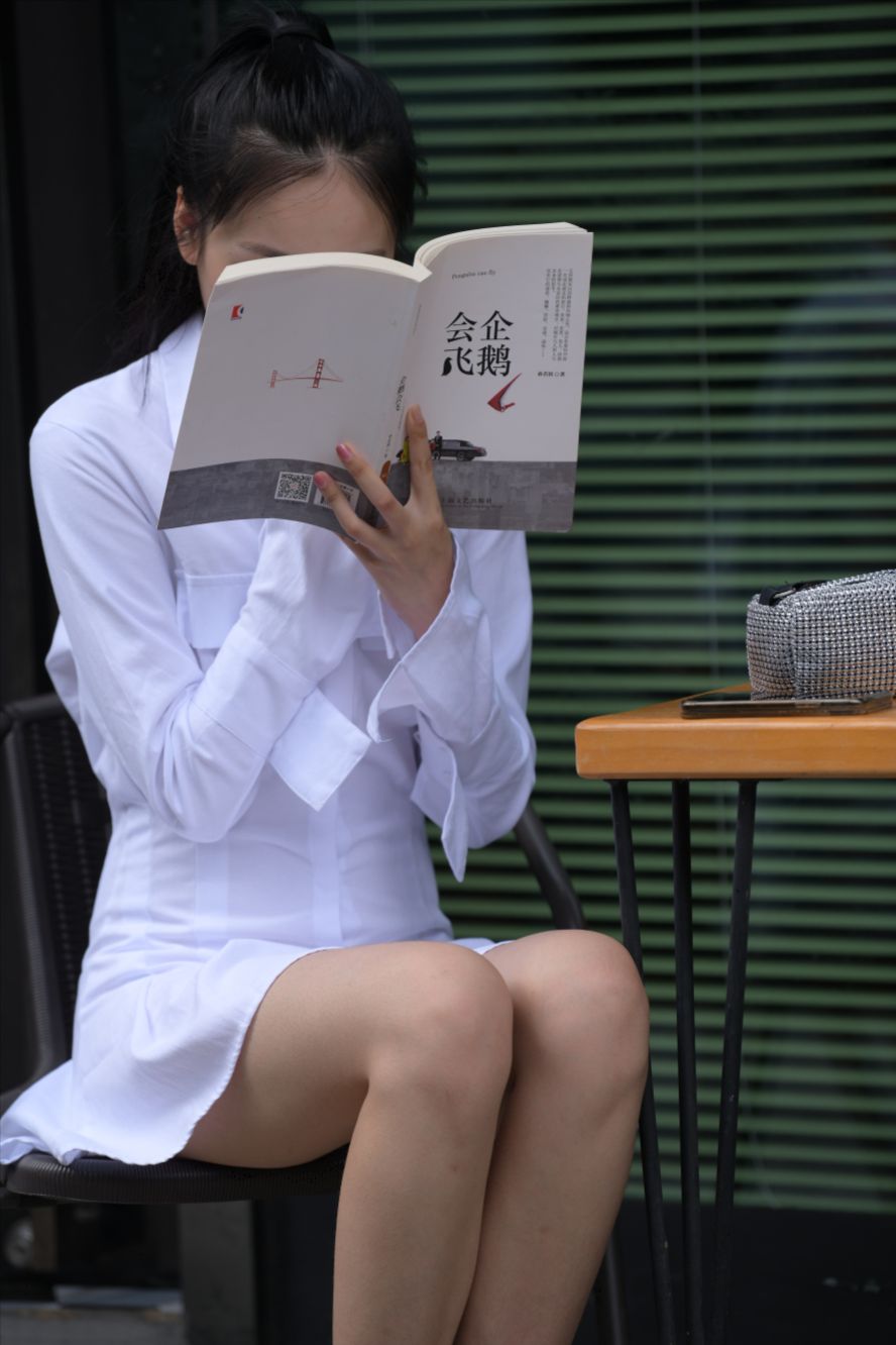 图片[2]-清纯女孩(套图+视频)-街拍图满多