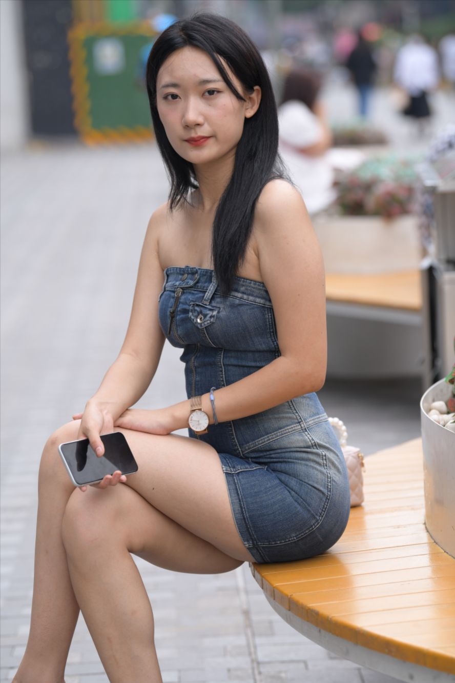 图片[5]-牛仔裙美女(套图+视频)-街拍图满多