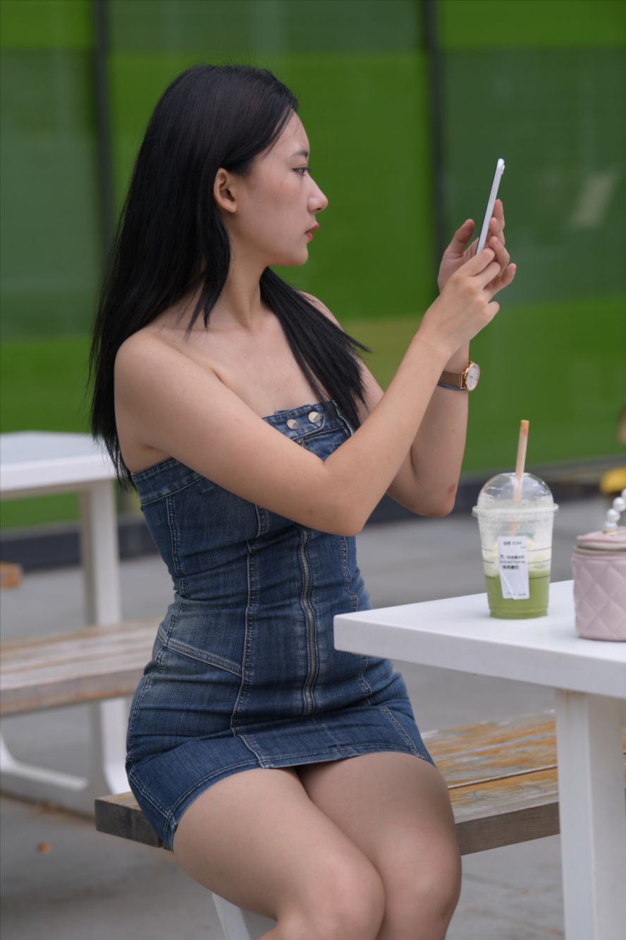 图片[10]-牛仔裙美女(套图+视频)-街拍图满多