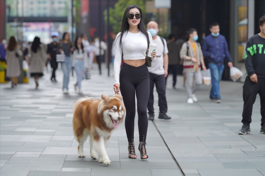 图片[4]-魅力女人-街拍图满多