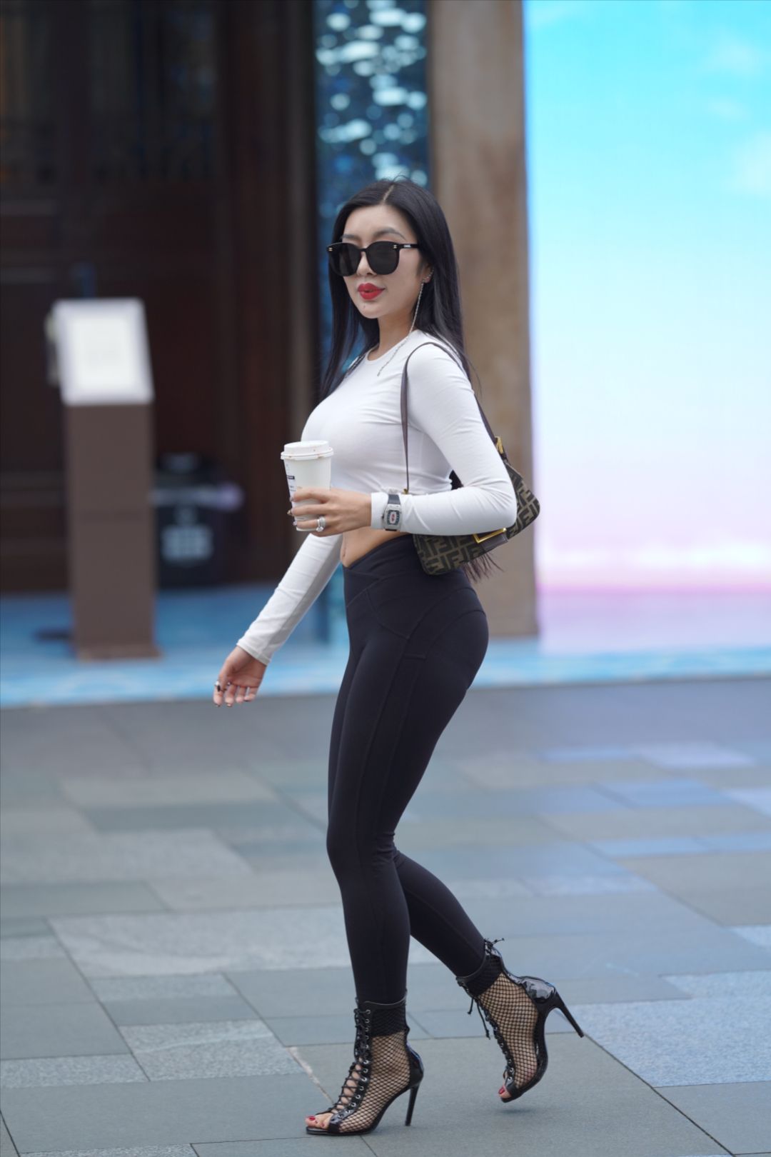 图片[7]-魅力女人-街拍图满多