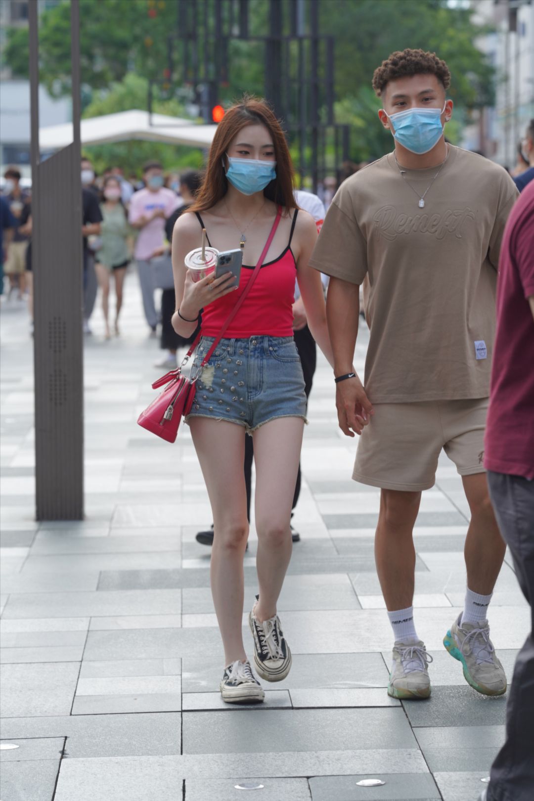 图片[5]-牛仔热裤美眉-街拍图满多