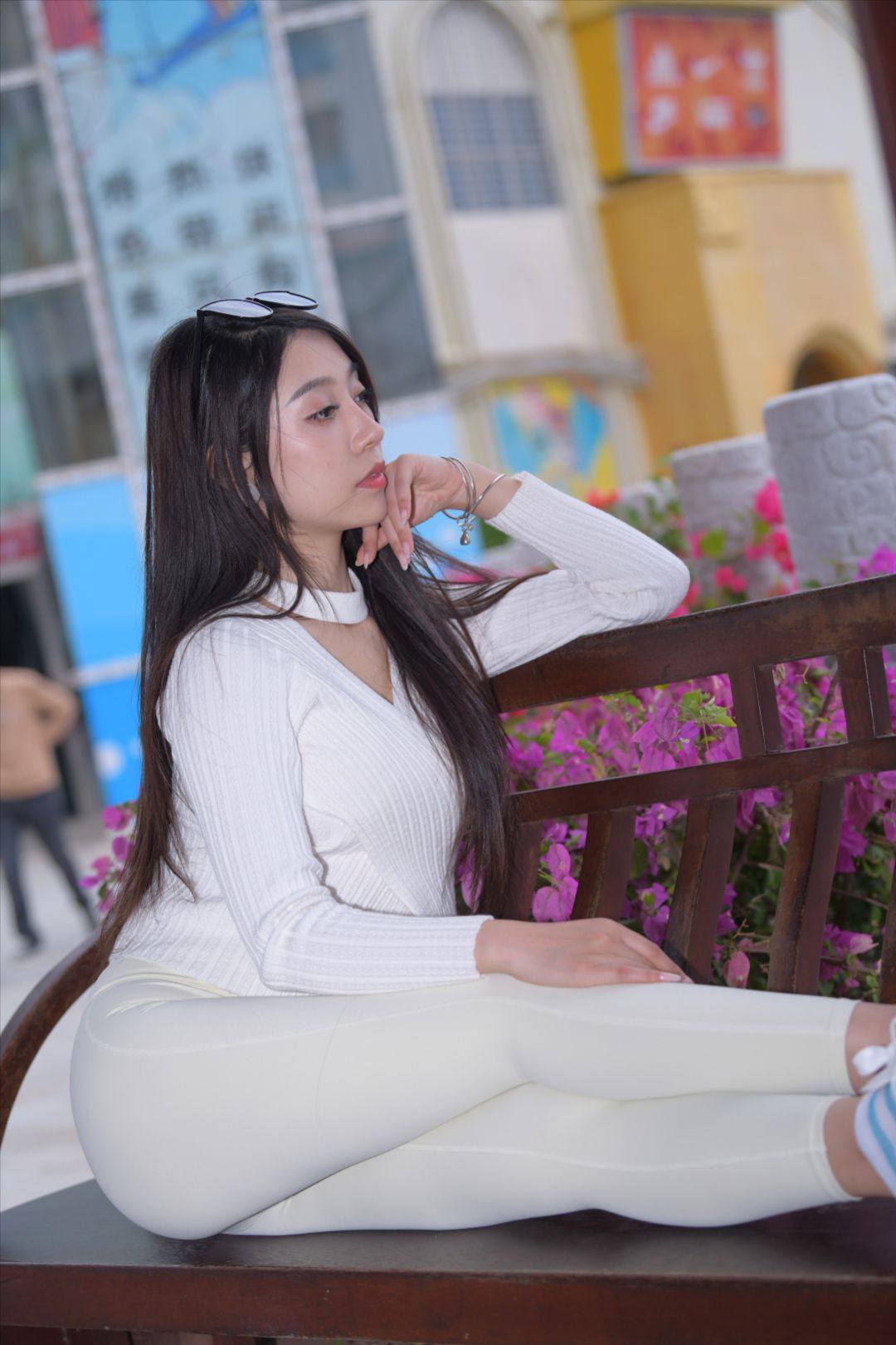 图片[6]-白色瑜伽课美女(套图+视频)[增补视频]-街拍图满多