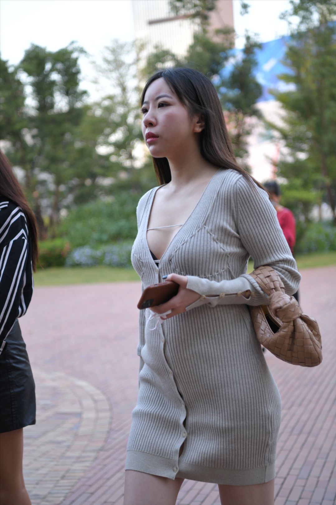 高跟鞋少妇-街拍图满多