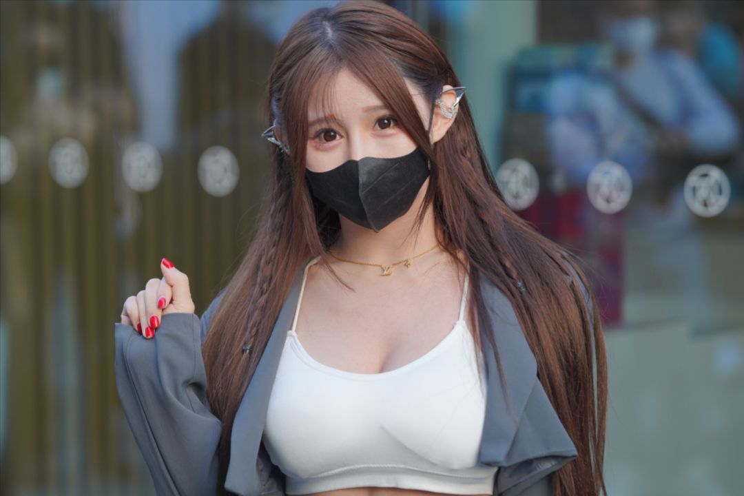 短裙丝袜妹子街拍