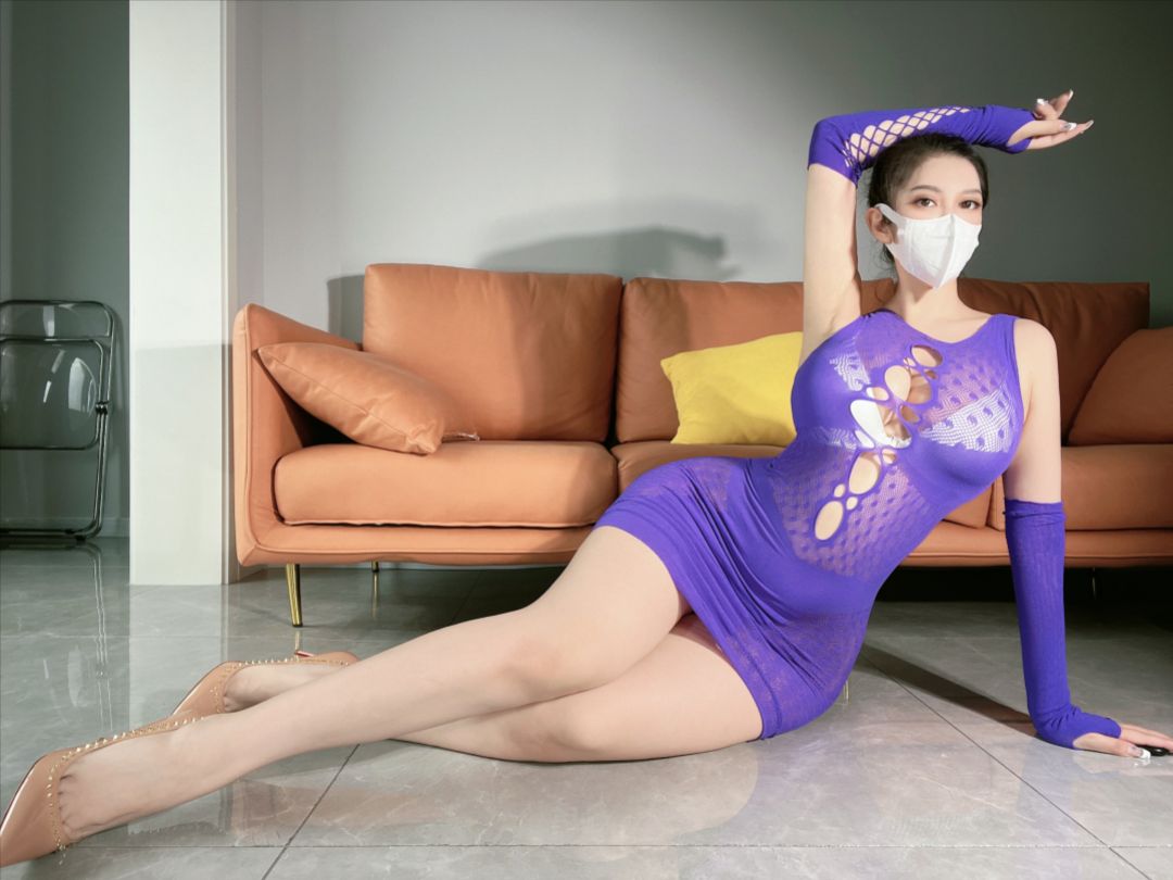 图片[4]-丰腴浑圆大长腿美女