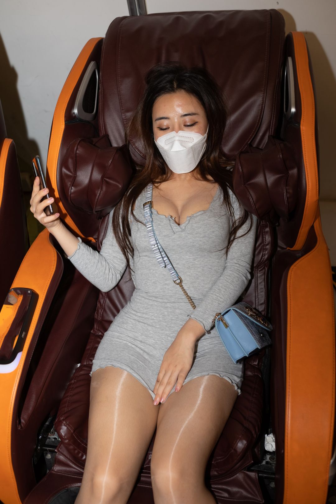 图片[4]-丰韵包臀裙美女(套图+视频)-街拍图满多