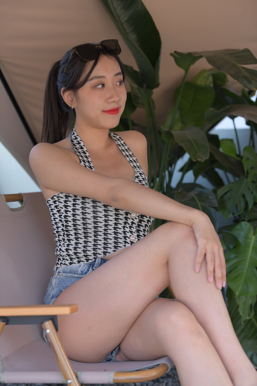 图片[5]-牛仔热裤美女(套图+视频)-街拍图满多