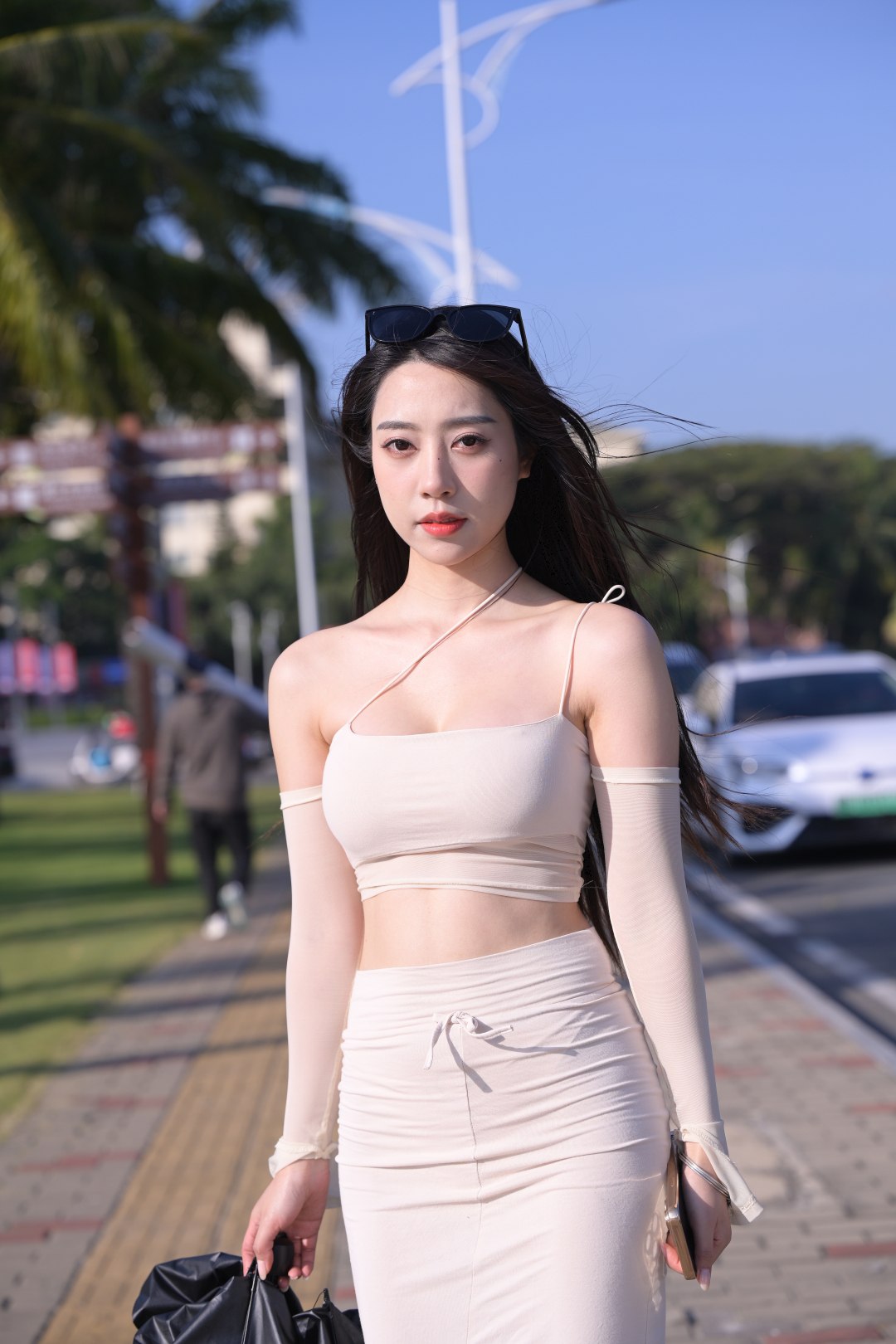你是晚来风(套图+视频)-街拍图满多