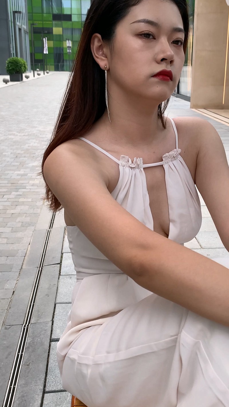 图片[9]-[一始专区] 性感白裤美女-街拍图满多