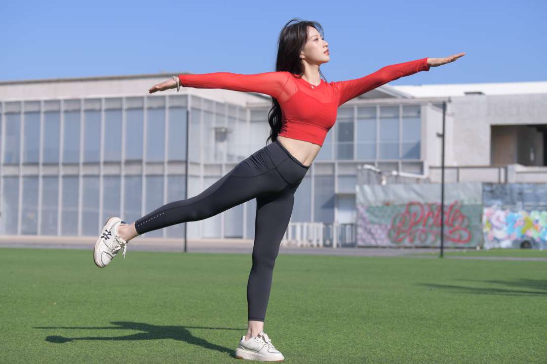图片[9]-[一始专区] 花小雅(套图+视频)-街拍图满多