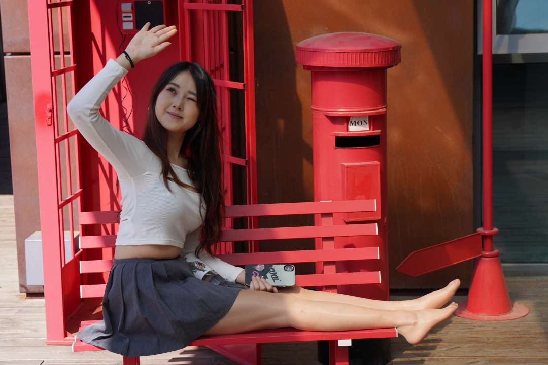 图片[15]-[一始专区] 百褶裙女孩-街拍图满多